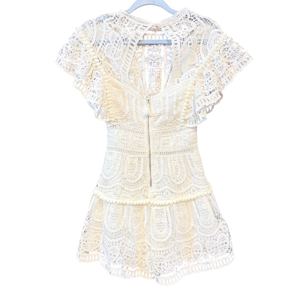 Saylor Free People Adeline White Crochet Lace Romper Flutter Sleeve Pom Pom XS - Picture 5 of 9